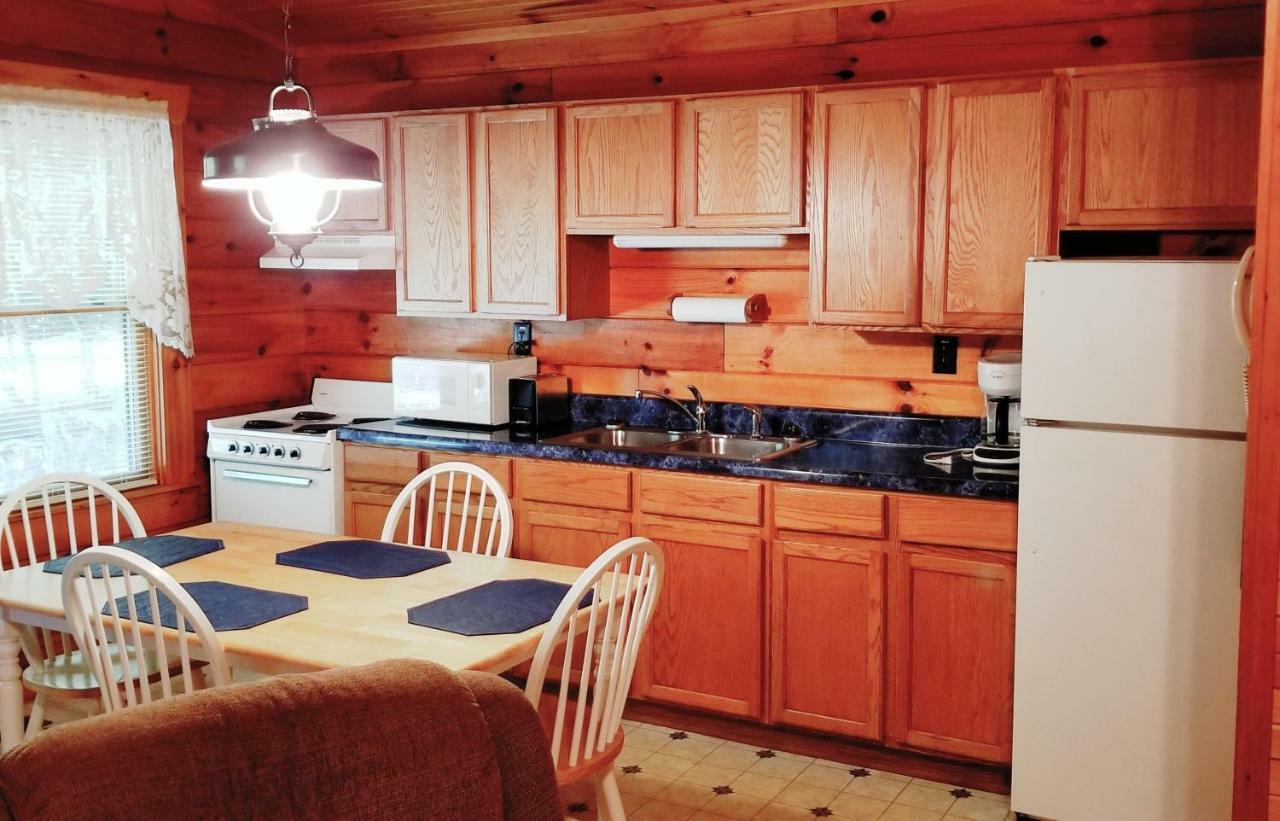 Tanglewood Motel And Log Cabins แมกกีวาเลย์ ภายนอก รูปภาพ