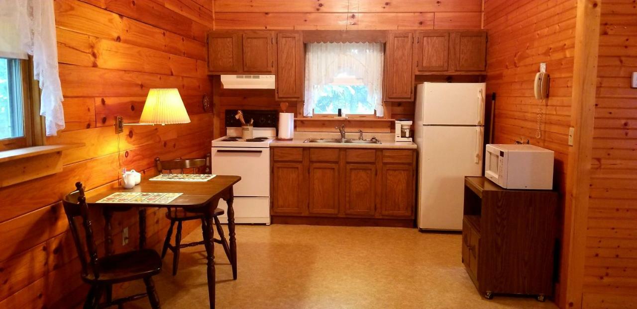 Tanglewood Motel And Log Cabins แมกกีวาเลย์ ภายนอก รูปภาพ